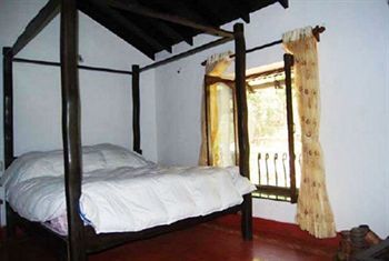 Island House Goa Hotel *